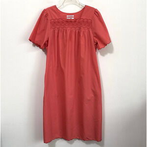 Go Softly Patio House Dress S Coral Embroidered Pockets Resort Lounge Scallop
